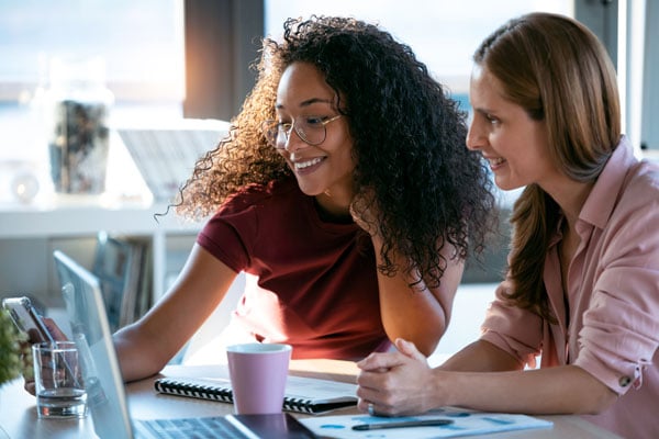 two-business-women-collaborating